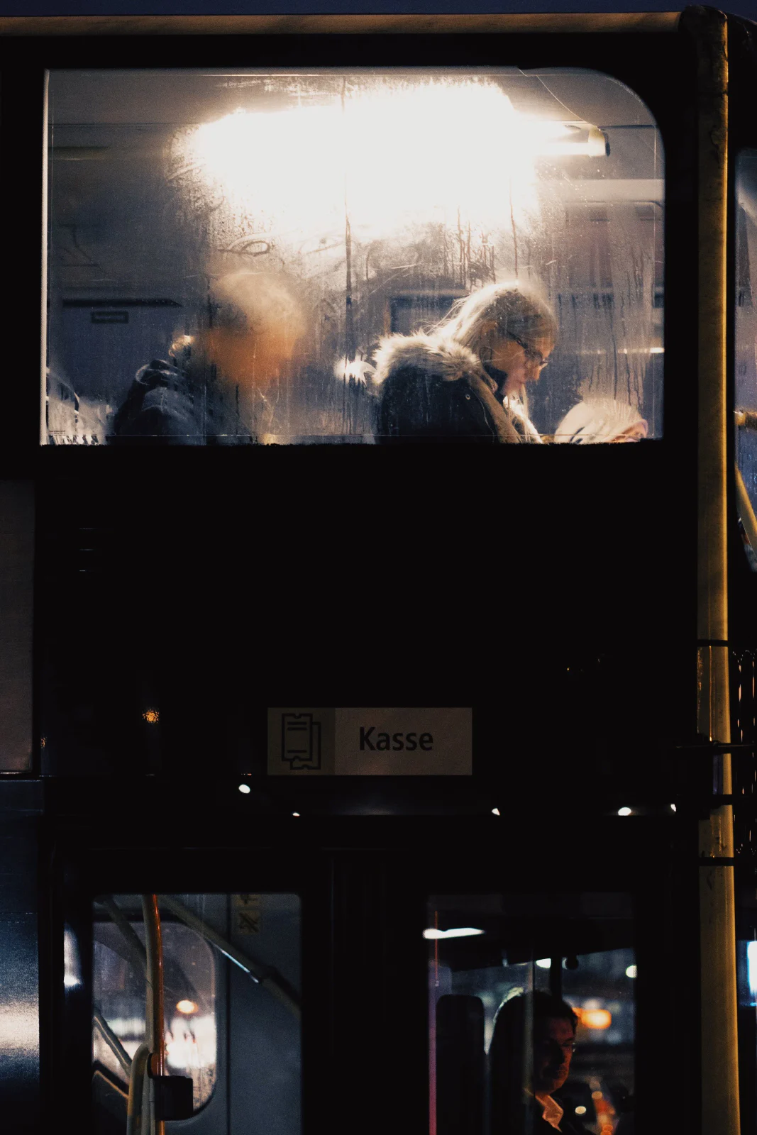 Street Photography entlang der Berliner Tramlinie M1 – Aufnahme 023 von Sebastian Hallabrin