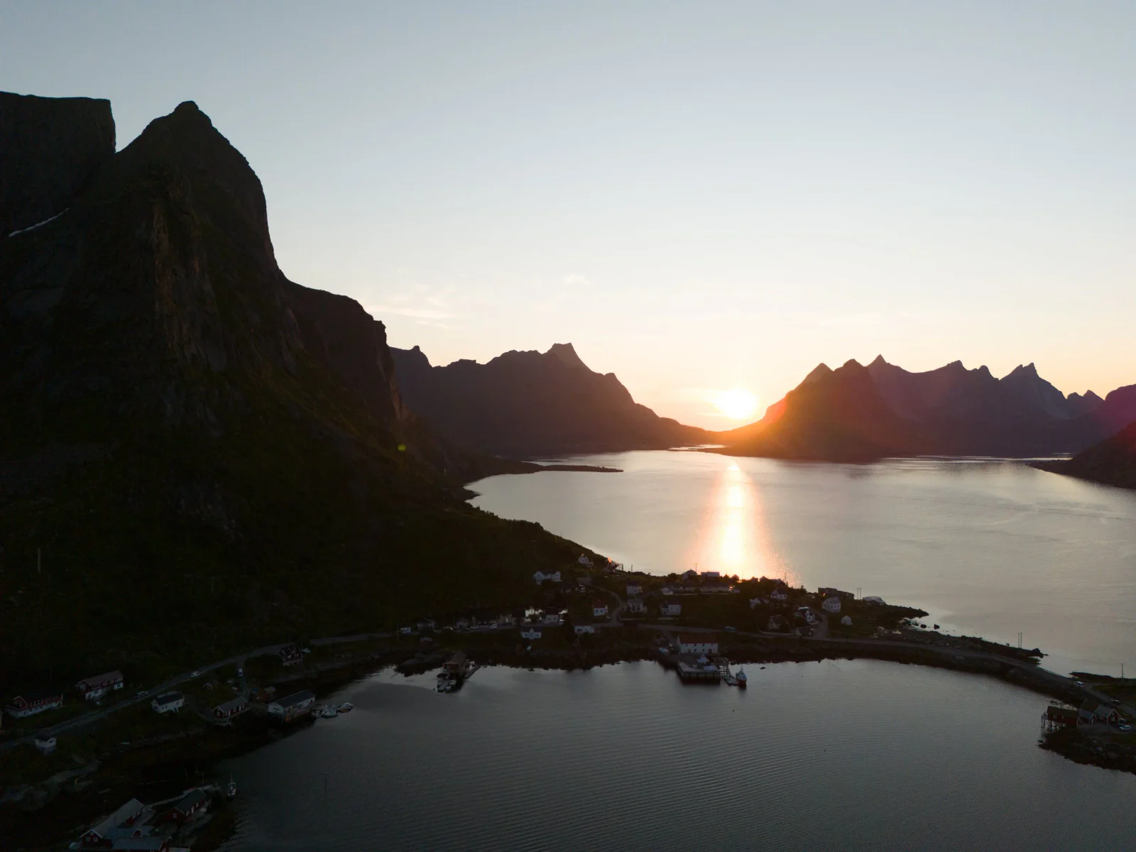Landschafts- und Drohnenfotografie der Lofoten bei 68 Grad Nord – Aufnahme 023 von Sebastian Hallabrin