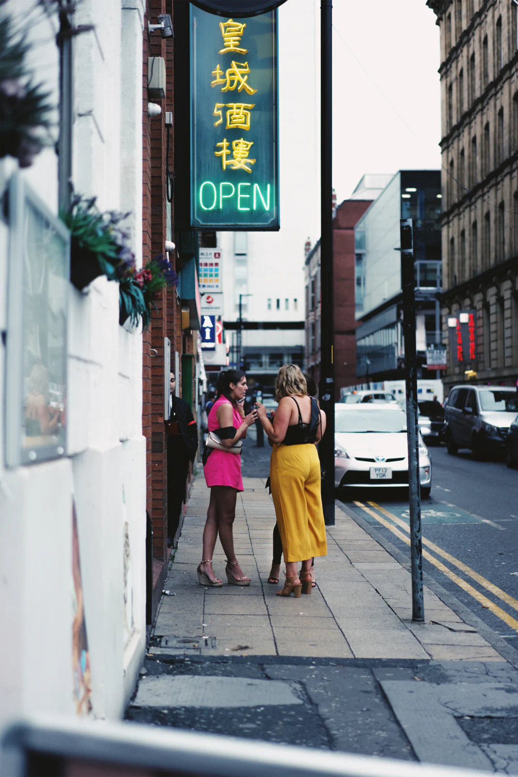 Street Photography aus Manchester – Aufnahme 022 von Sebastian Hallabrin