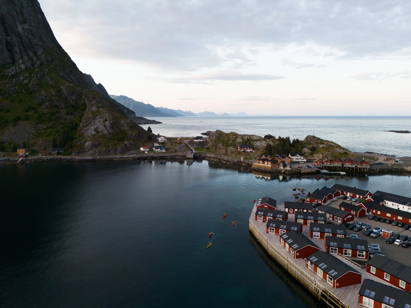 Lofoten bei 68 Grad Nord – Landschaftsfotografie von Sebastian Hallabrin