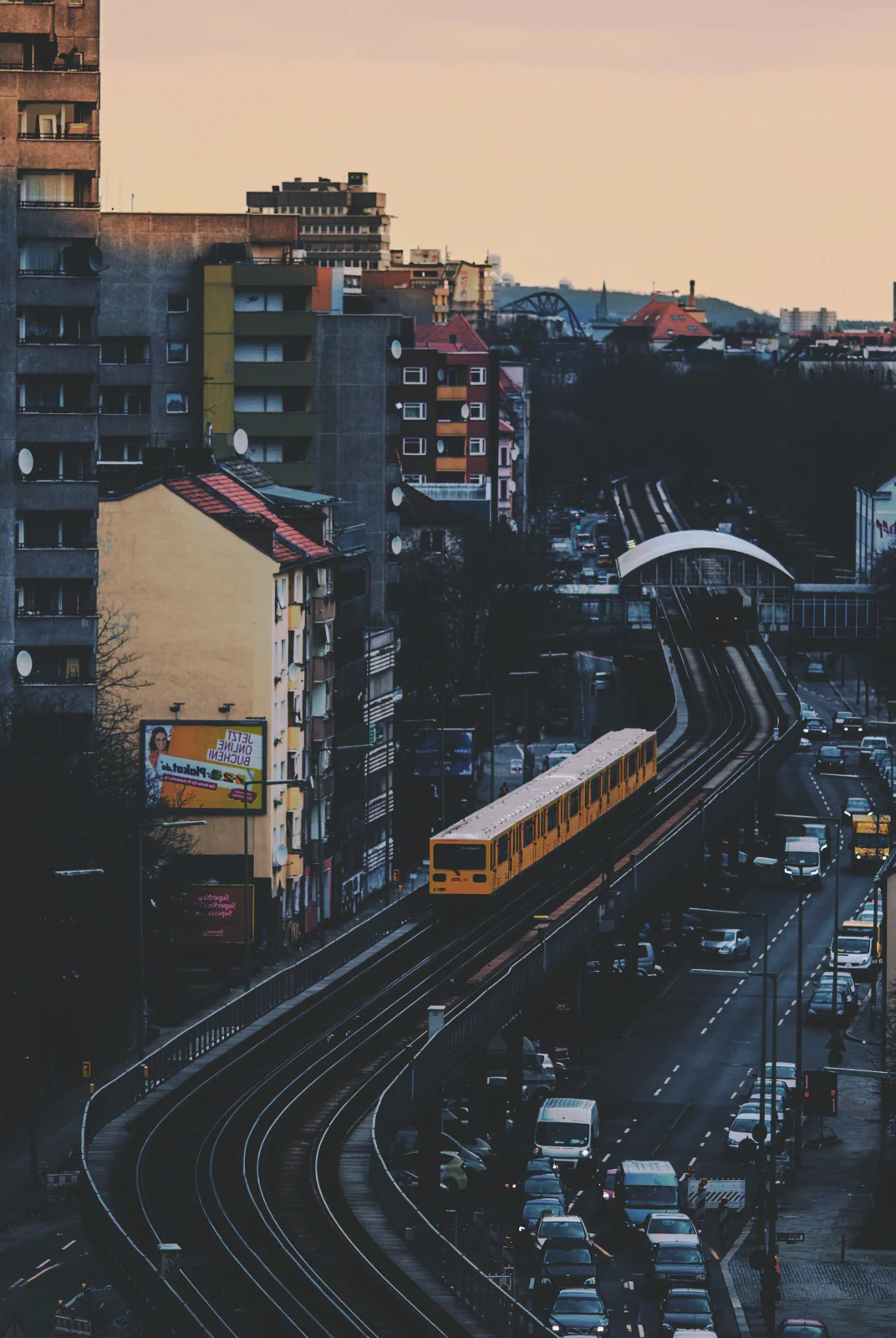 Street Photography – urbane Szene 03 von Sebastian Hallabrin