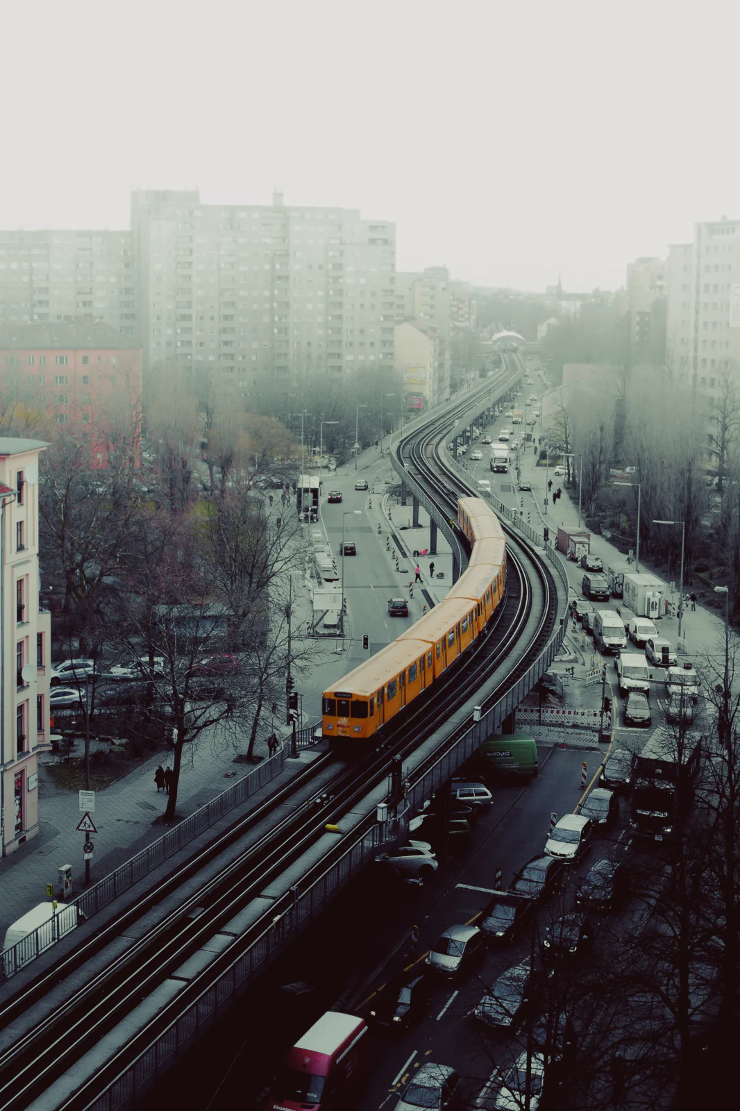 Street Photography – urbane Szene 25 von Sebastian Hallabrin