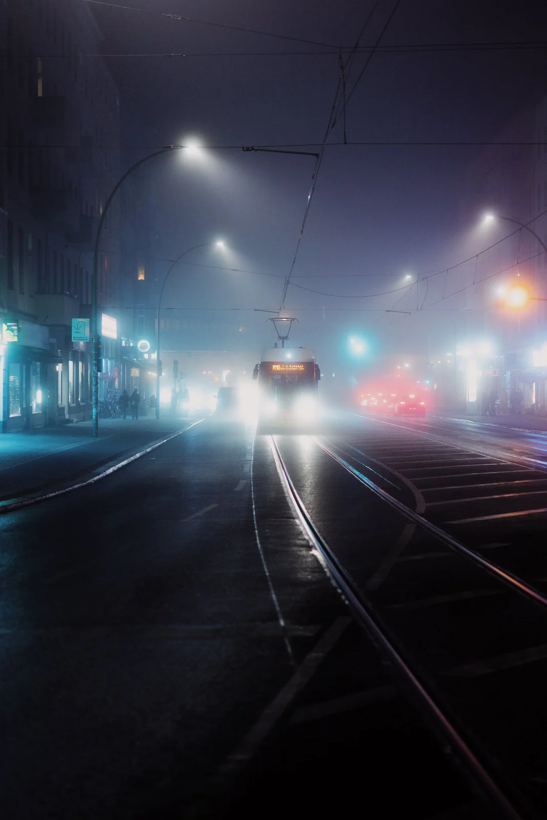 Street Photography – urbane Szene 39 von Sebastian Hallabrin