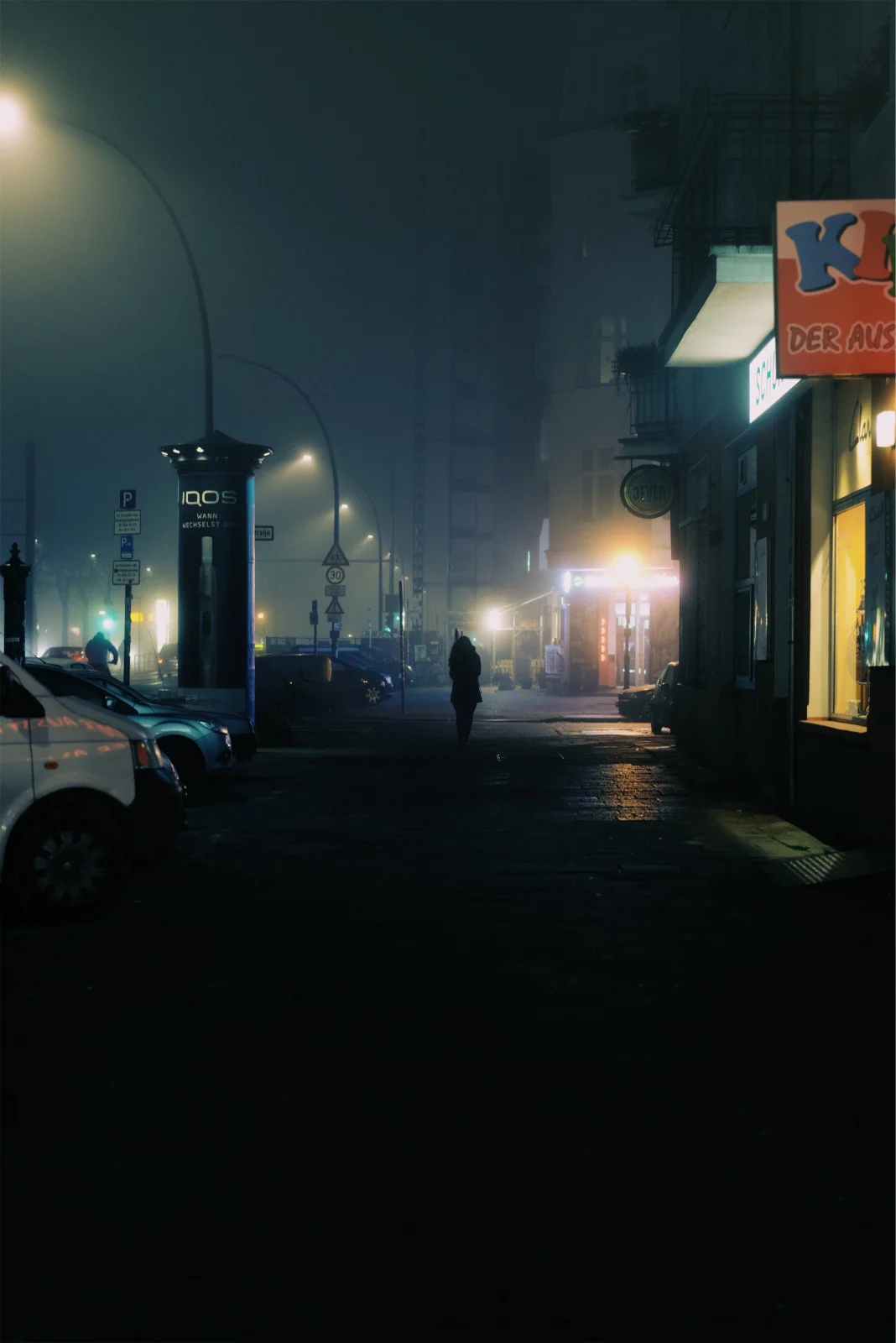 Street Photography – urbane Szene 42 von Sebastian Hallabrin