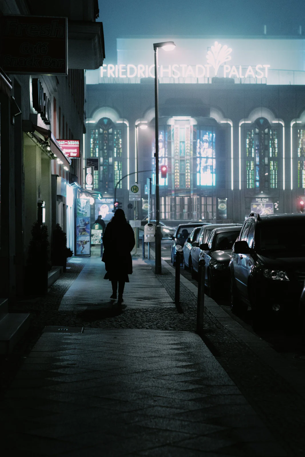 Street Photography – urbane Szene 64 von Sebastian Hallabrin